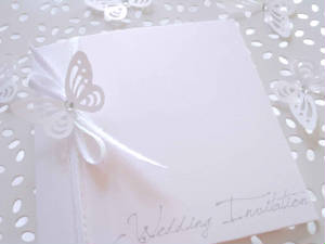newbutterflyinvite.jpg