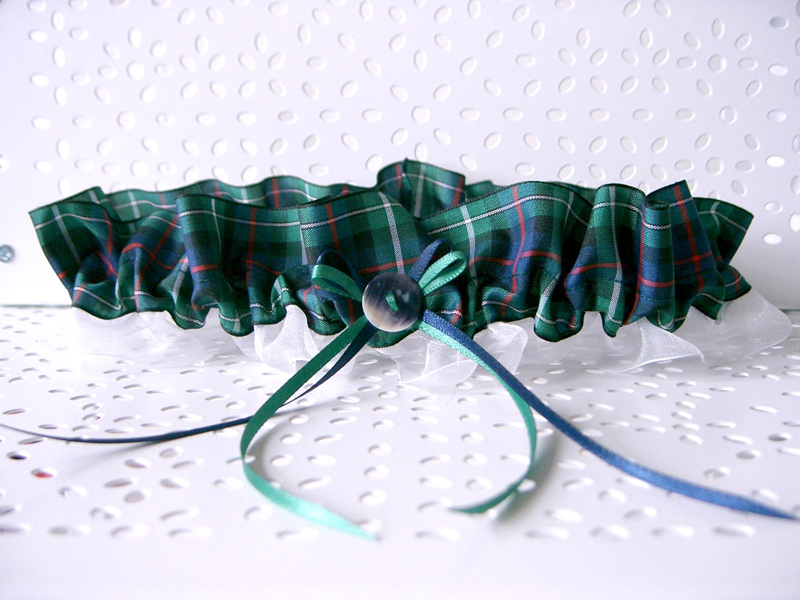 mackenzie tartan garter